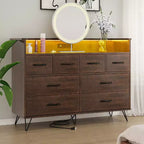 Commode moderne à 8 tiroirs avec lumières LED et station de charge, organisateur en bois avec étagère ouverte pour chambre à coucher, salon, entrée