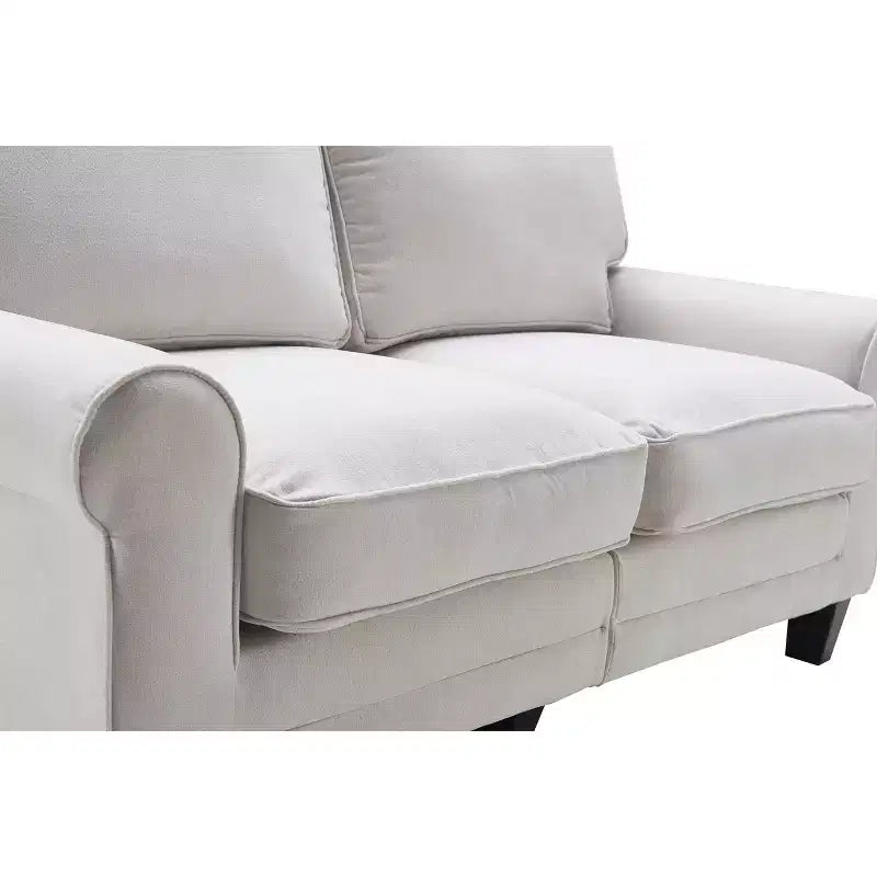 Causeuse de 61 po avec accoudoirs arrondis, coussins moelleux et cadre en bois franc