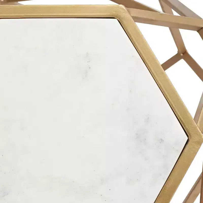 Table d'appoint hexagonale moderne en métal doré de 52 cm avec plateau en marbre blanc véritable